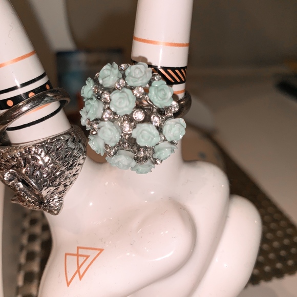 Pretty rings - Picture 3 of 8